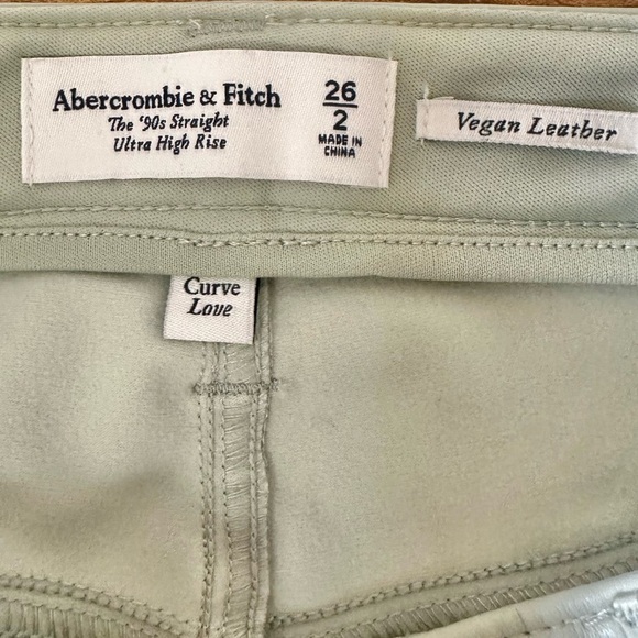 Abercrombie & Fitch The 90s Straight Ultra High Rise Vegan Leather Pants Size 26 - Picture 6 of 7